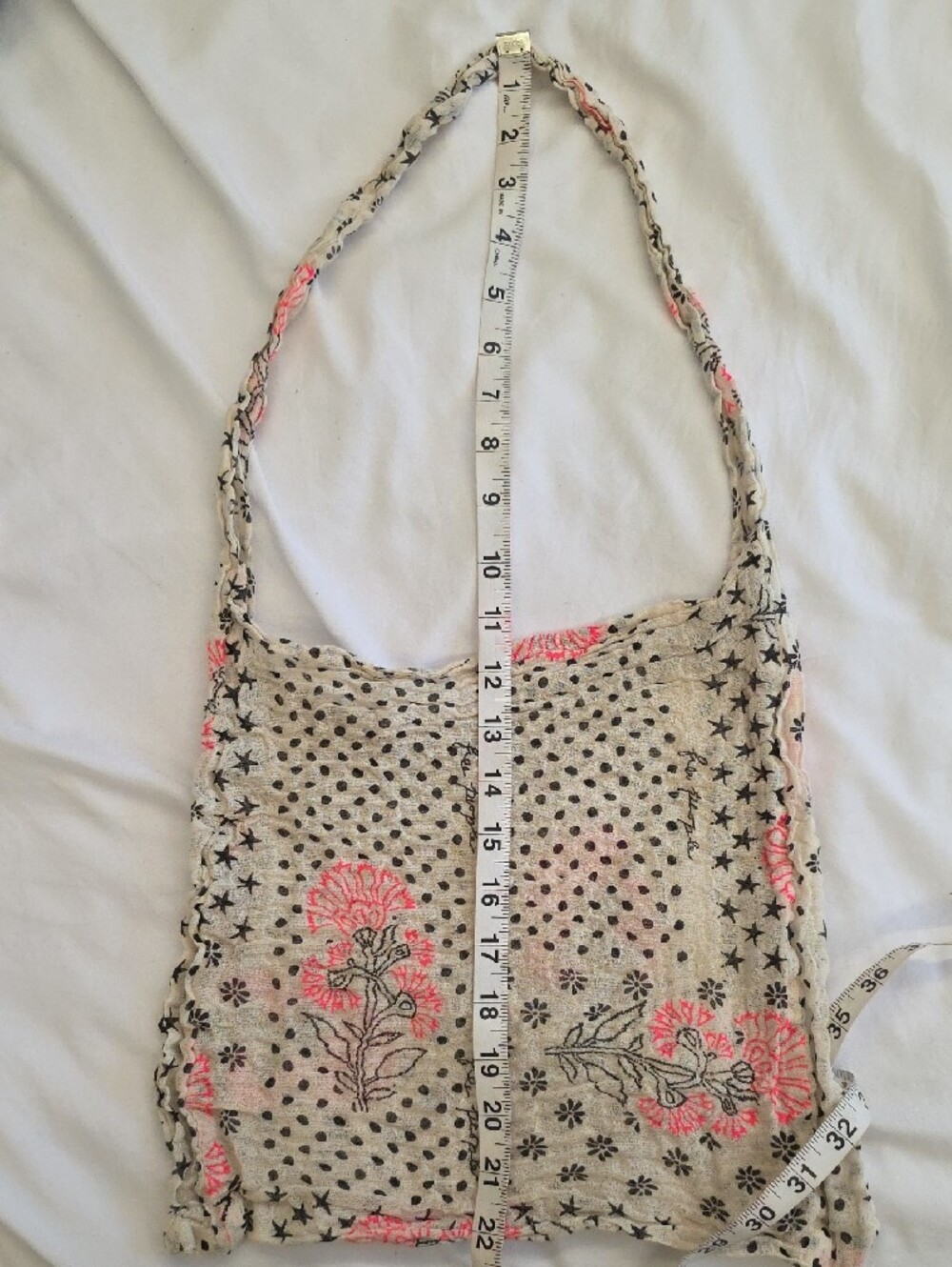 Free People Bundle 2 Bags Blue & Cream Boho And Cream Hot Pink - Picture 8 of 8